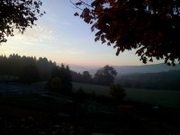 Vue panoramique sur la vallée d'Azergues, col des Echarmeaux, patrmoine du Beaujolais vert