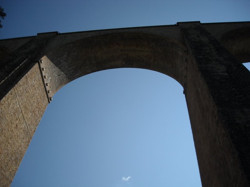 Visite du patrimoine feroviaire, viaduc de Mussy-sous-Dun